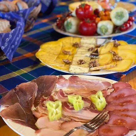 Bed & Breakfast Sarkany Bio Panzio Csode