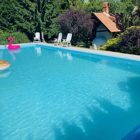 Bed & Breakfast Sarkany Bio Panzio Csode