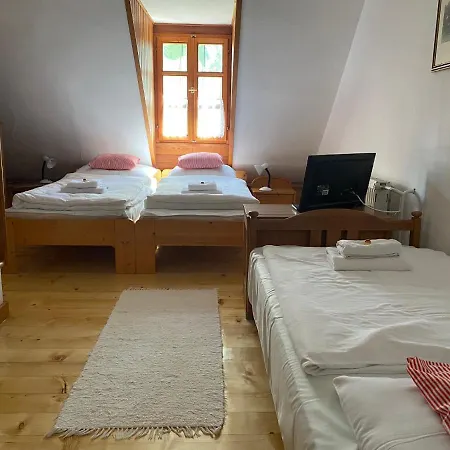 Sarkany Bio Panzio Bed & Breakfast Csode